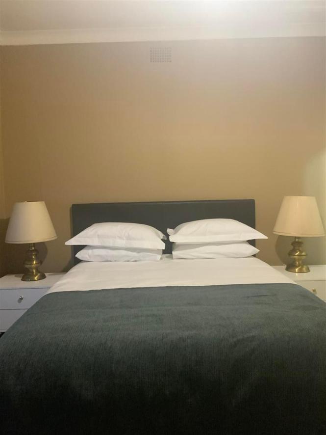 Marina Views Guesthouse Hartbeespoort Ngoại thất bức ảnh